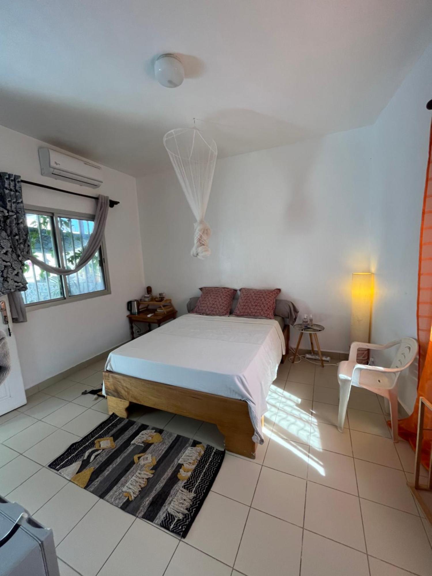 Dar Dyali Rooftop ⁿᵉᵃʳ ⁿᵍᵒʳ ᵇᵉᵃᶜʰ ᵃⁿᵈ ⁱˢˡᵃⁿᵈ Dakar Ngoại thất bức ảnh